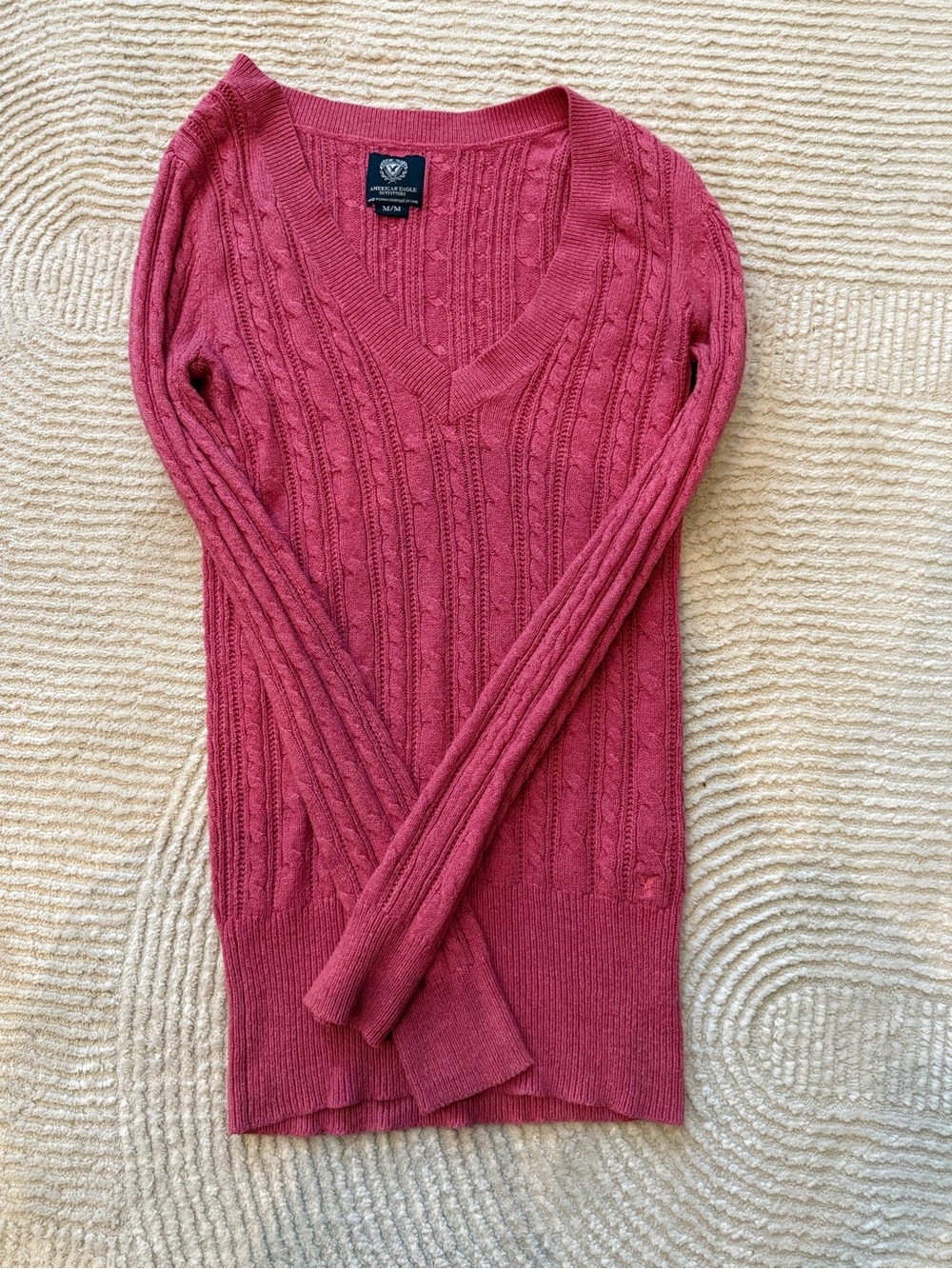 Beautiful American Eagle Women's V-Neck Cable Knit Sweater - Rose Pink - Picture 3 of 4